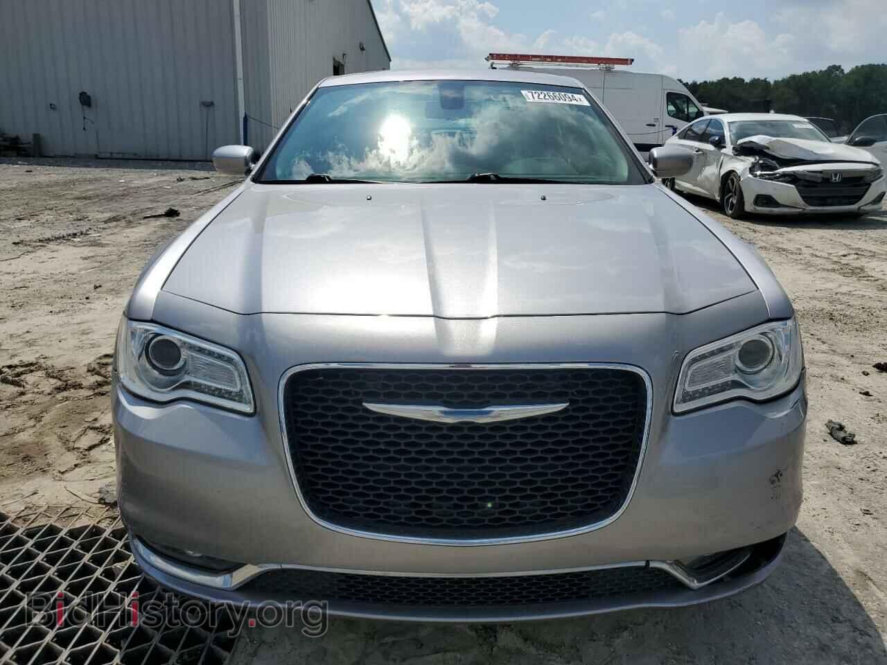 2017 CHRYSLER 300 - VIN: 2C3CCAAG5HH529848 - Фото 5