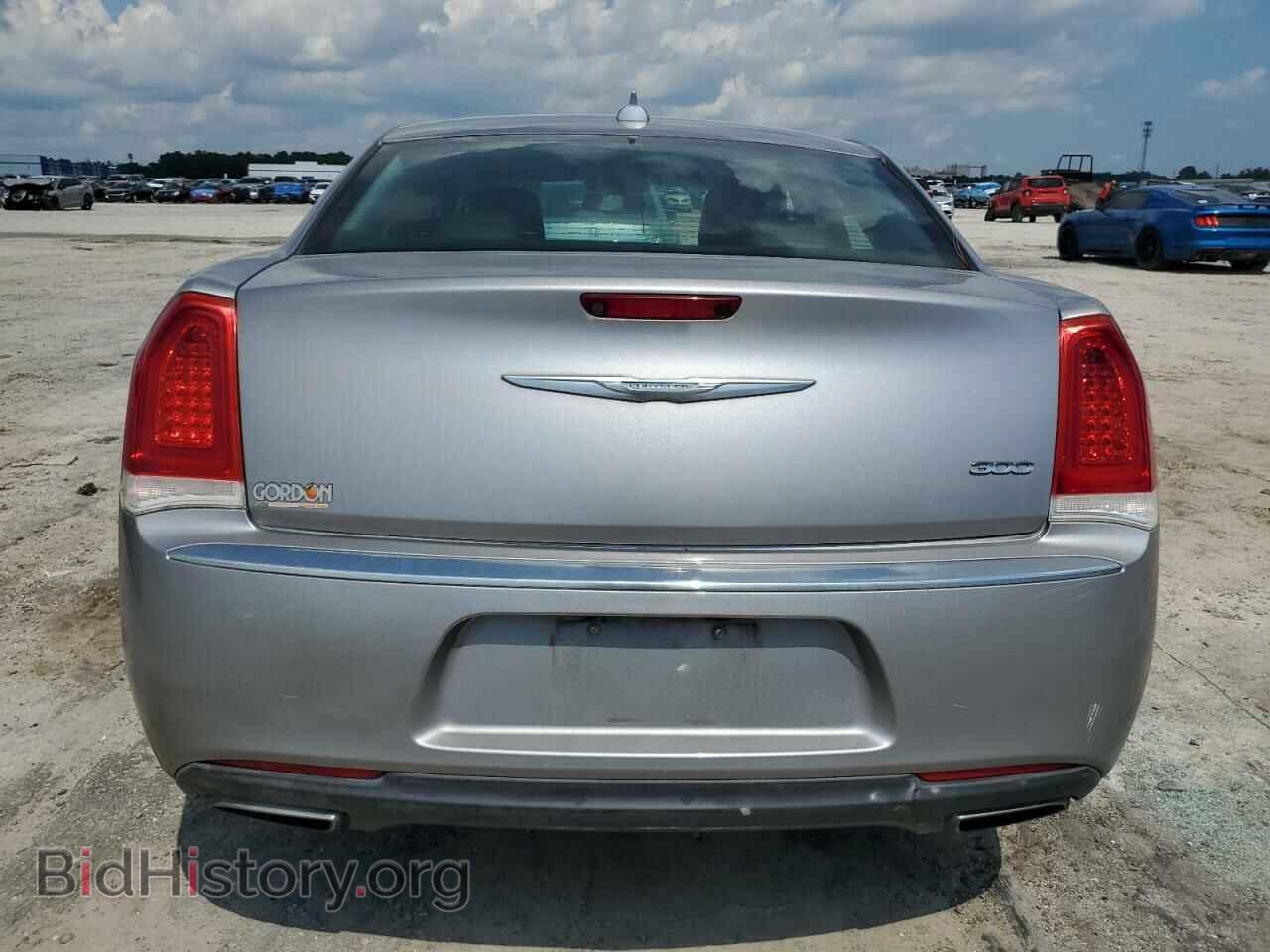 2017 CHRYSLER 300 - VIN: 2C3CCAAG5HH529848 - Фото 6