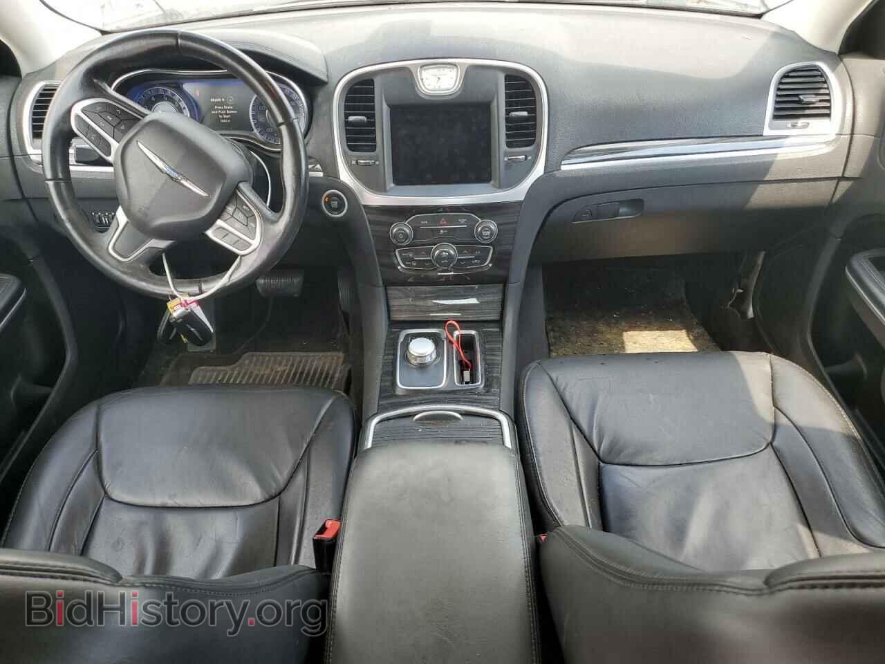 2017 CHRYSLER 300 - VIN: 2C3CCAAG5HH529848 - Фото 8