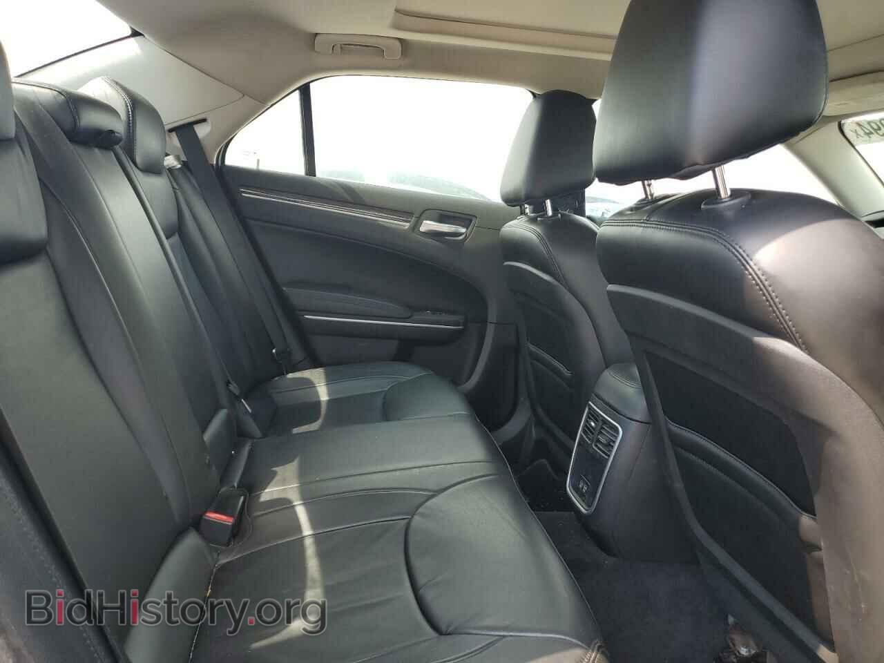 2017 CHRYSLER 300 - VIN: 2C3CCAAG5HH529848 - Фото 10