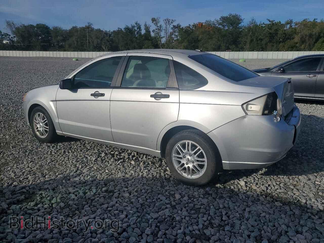 2009 FORD FOCUS - VIN: 1FAHP35N79W153656 - Фото 2