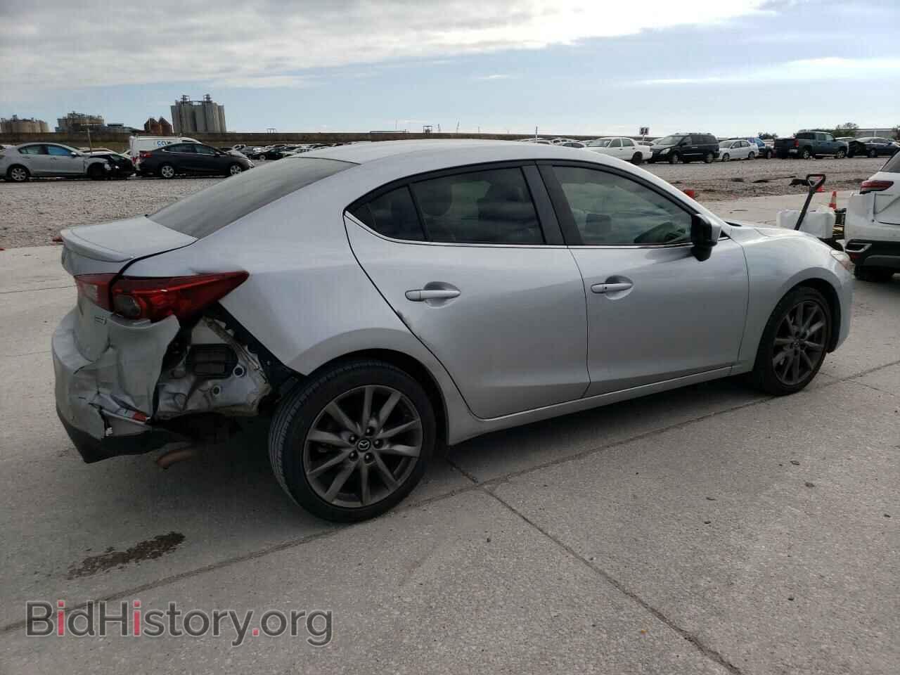 2018 MAZDA 3 - VIN: 3MZBN1V36JM204722 - Фото 3