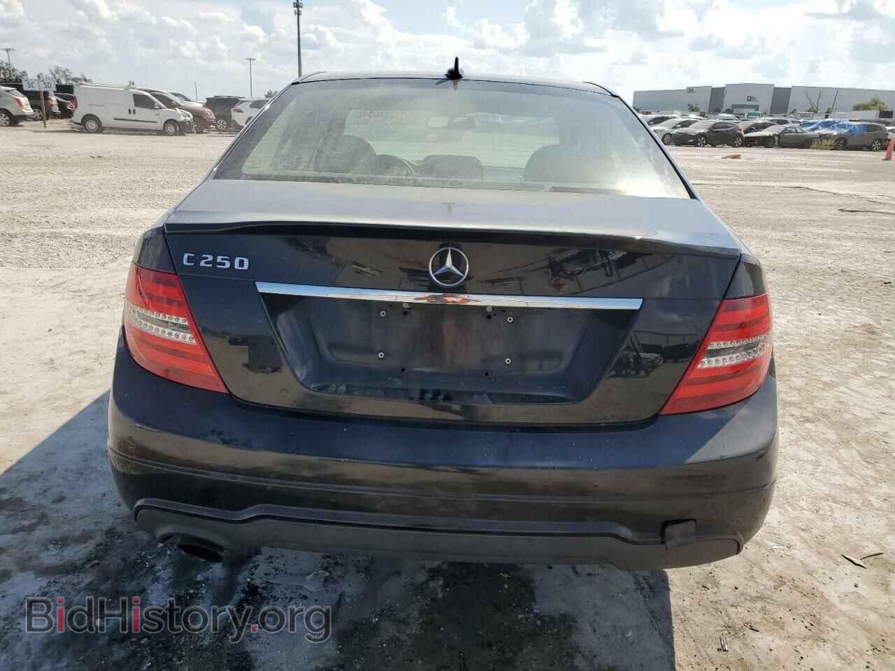 2013 MERCEDES-BENZ C-CLASS - VIN: WDDGF4HB6DR272795 - Фото 6
