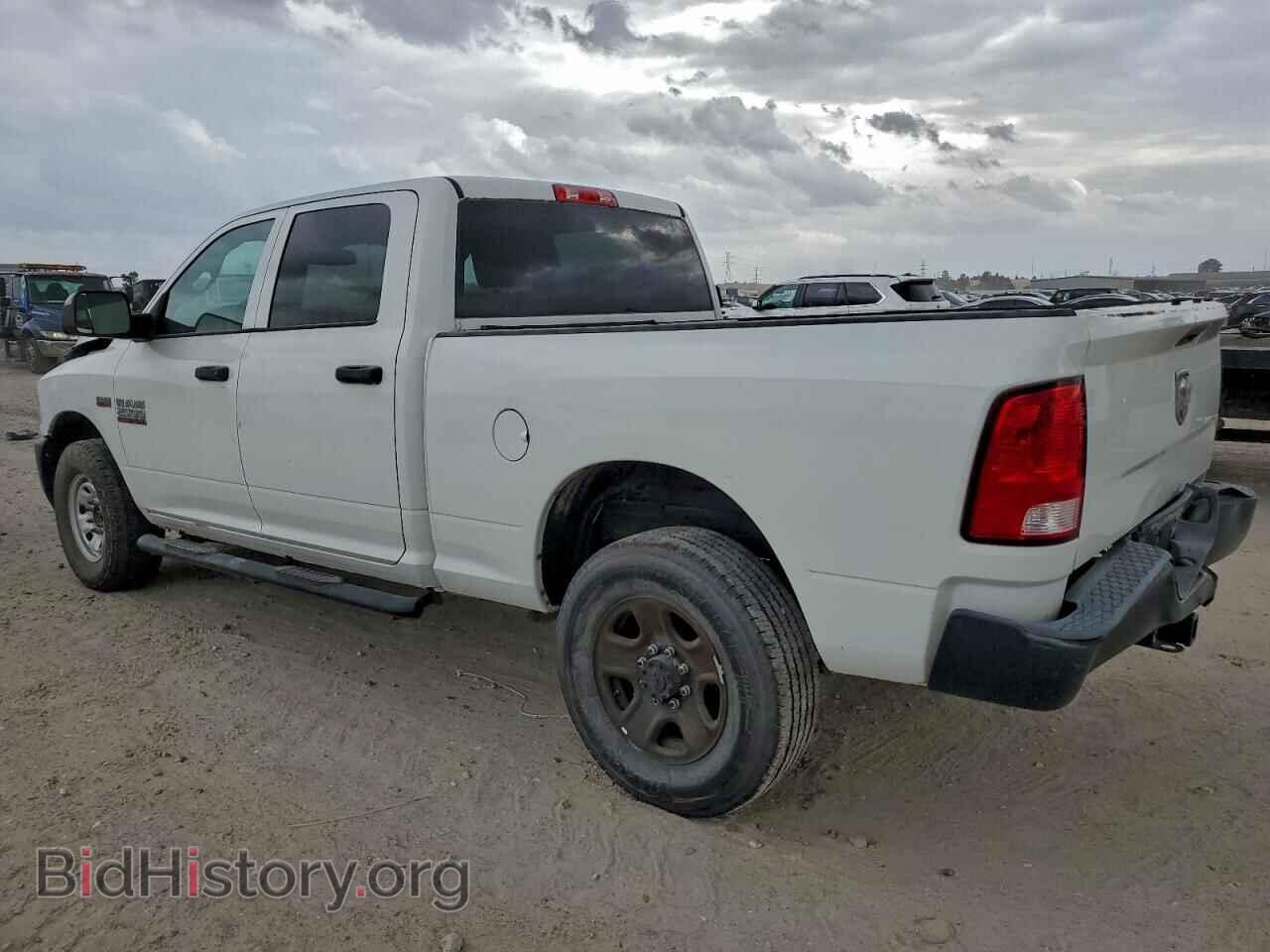 2018 RAM All Models - VIN: 3C6TR4CT2JG243331 - Фото 2