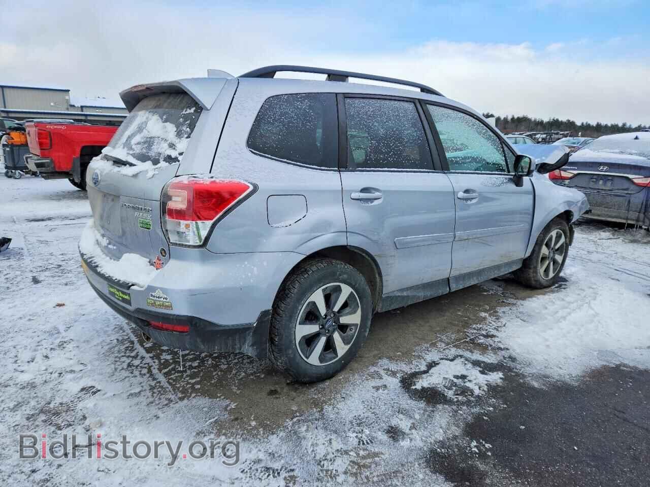 2017 SUBARU FORESTER - VIN: JF2SJAEC0HH497936 - Фото 3