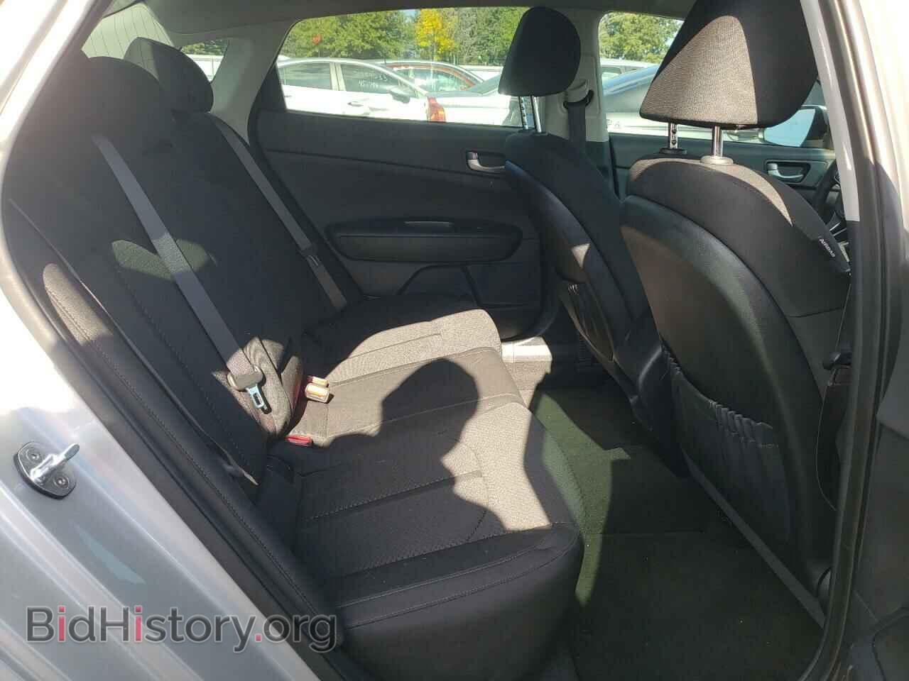 2017 KIA OPTIMA - VIN: KNAGT4L3XH5162779 - Фото 10