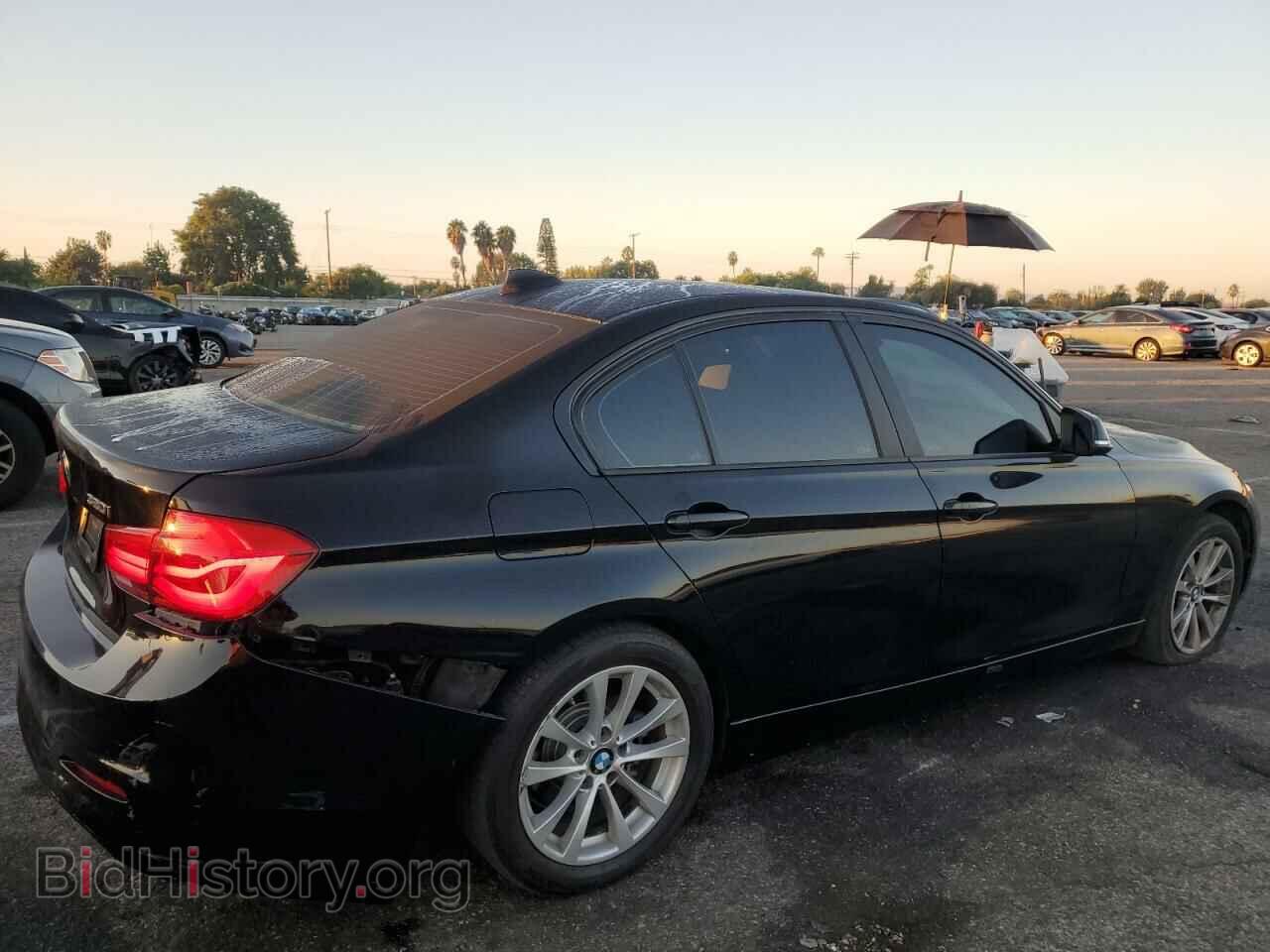 2017 BMW 3 SERIES - VIN: WBA8A9C3XHK864092 - Фото 3