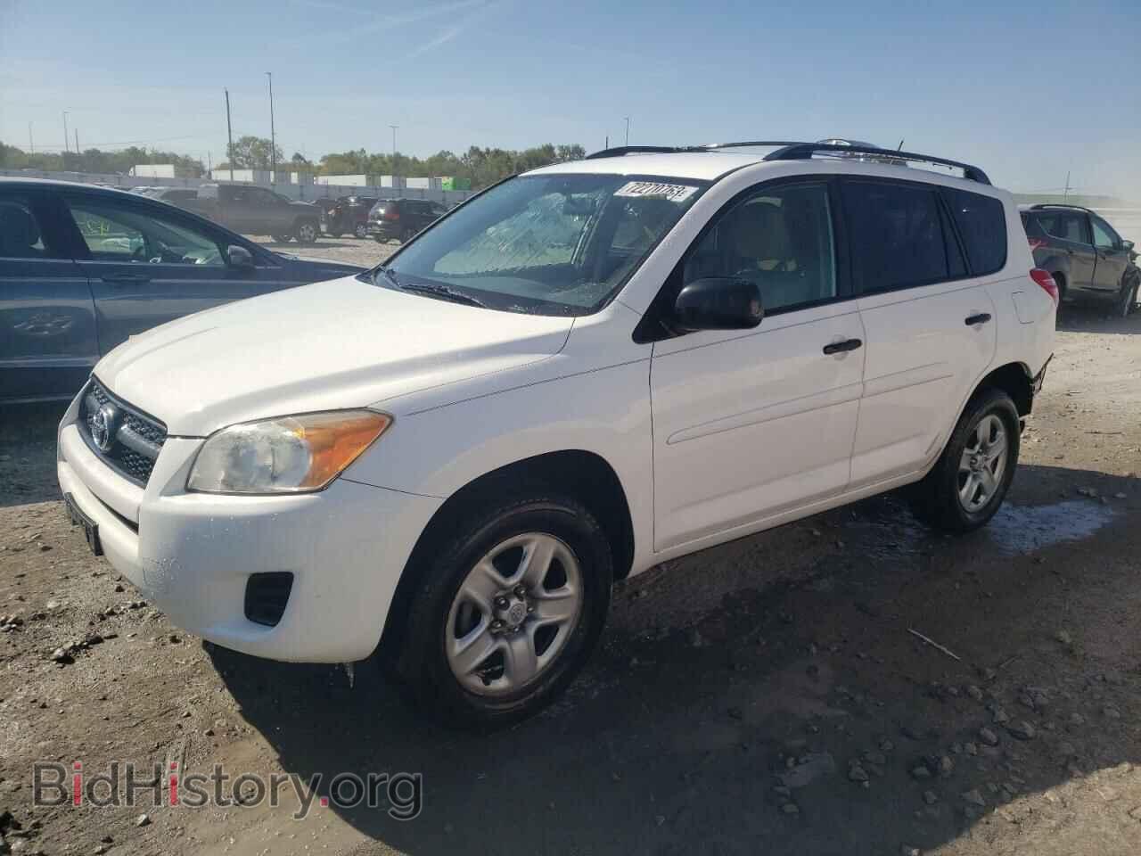 Фотография JTMZF4DV0B5036389 - TOYOTA RAV4 2011