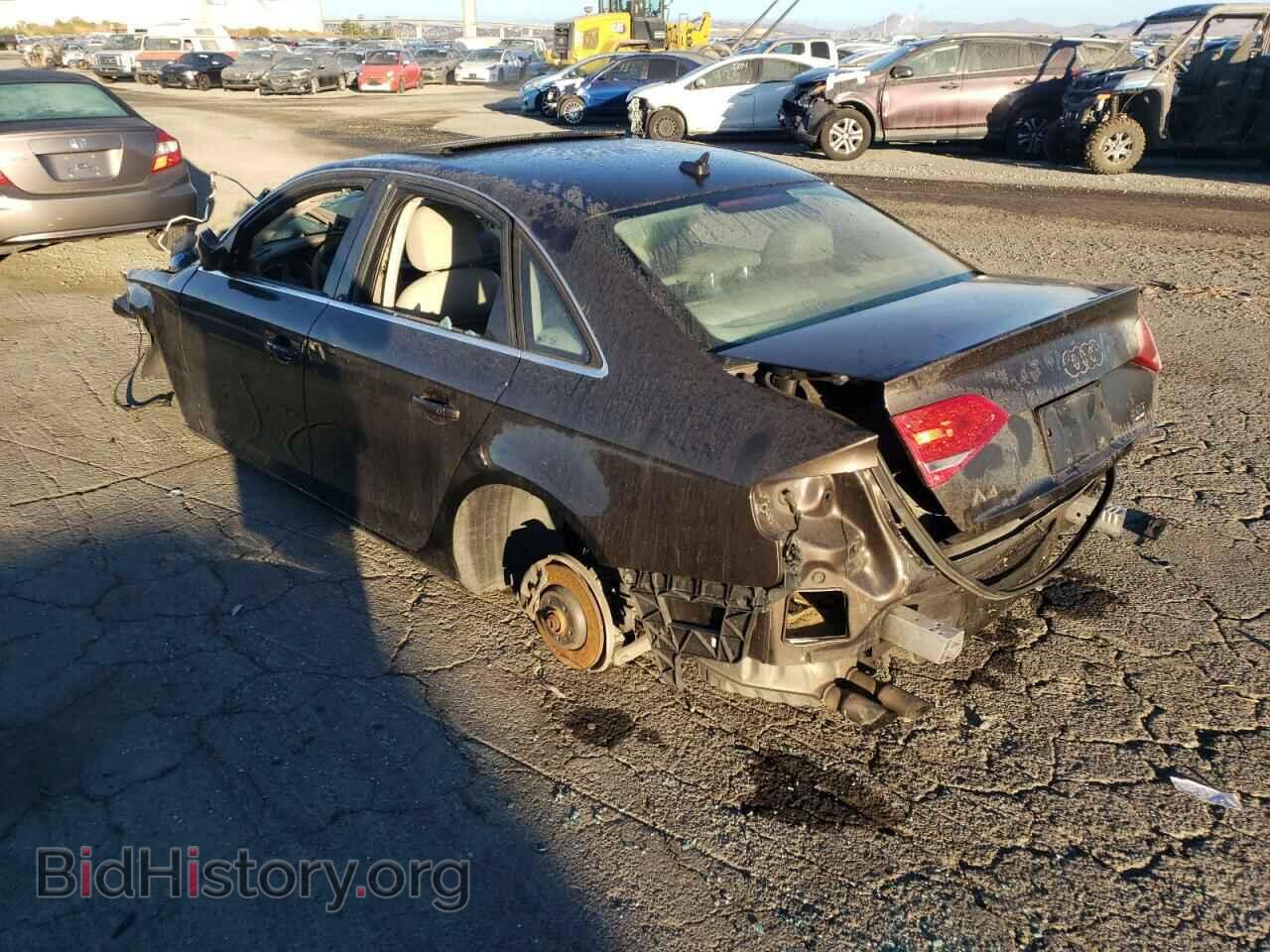 2011 AUDI A4 - VIN: WAUFFAFL4BN055263 - Фото 2