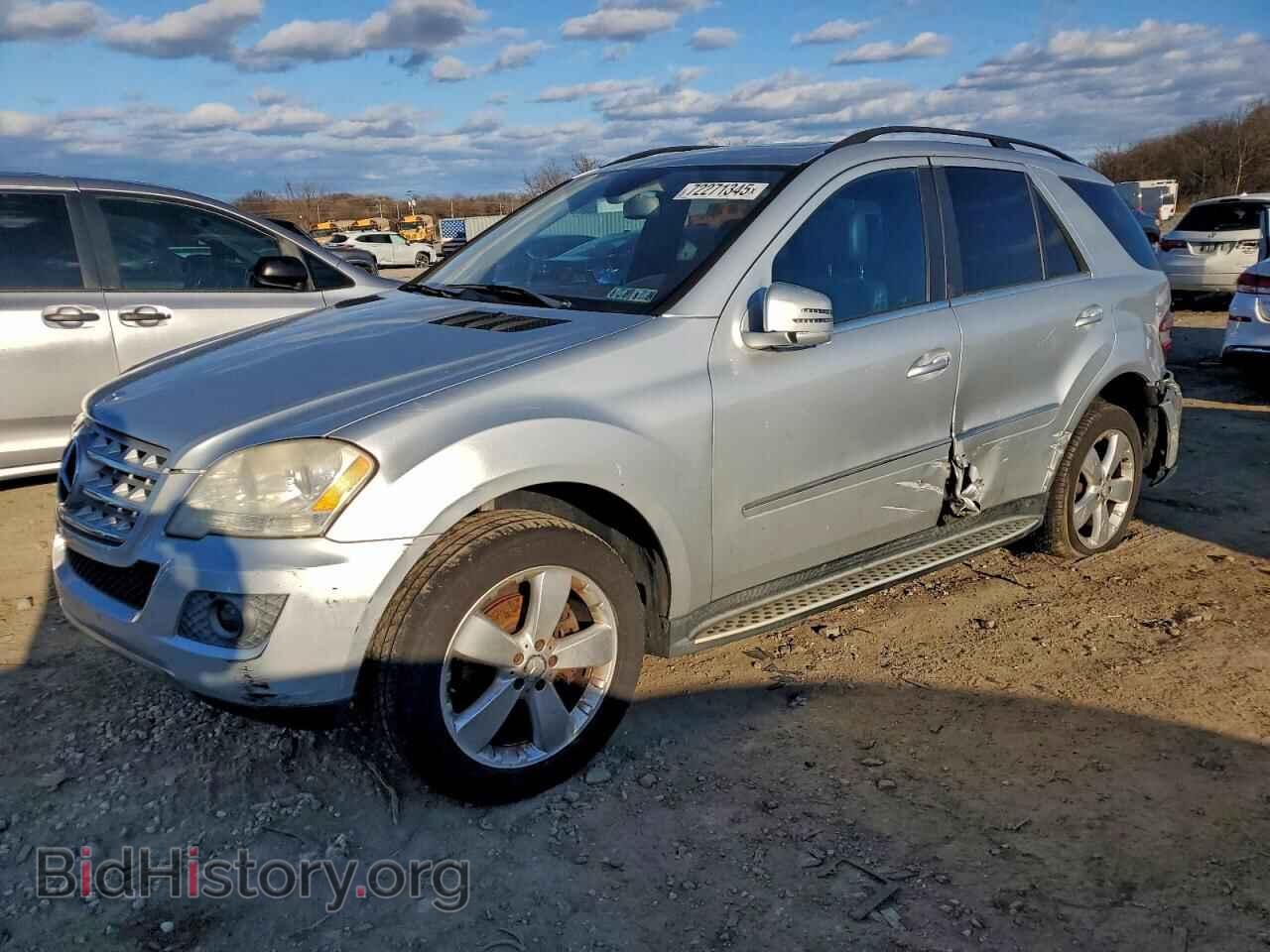 Photo 4JGBB8GB9BA679669 - MERCEDES-BENZ M-CLASS 2011