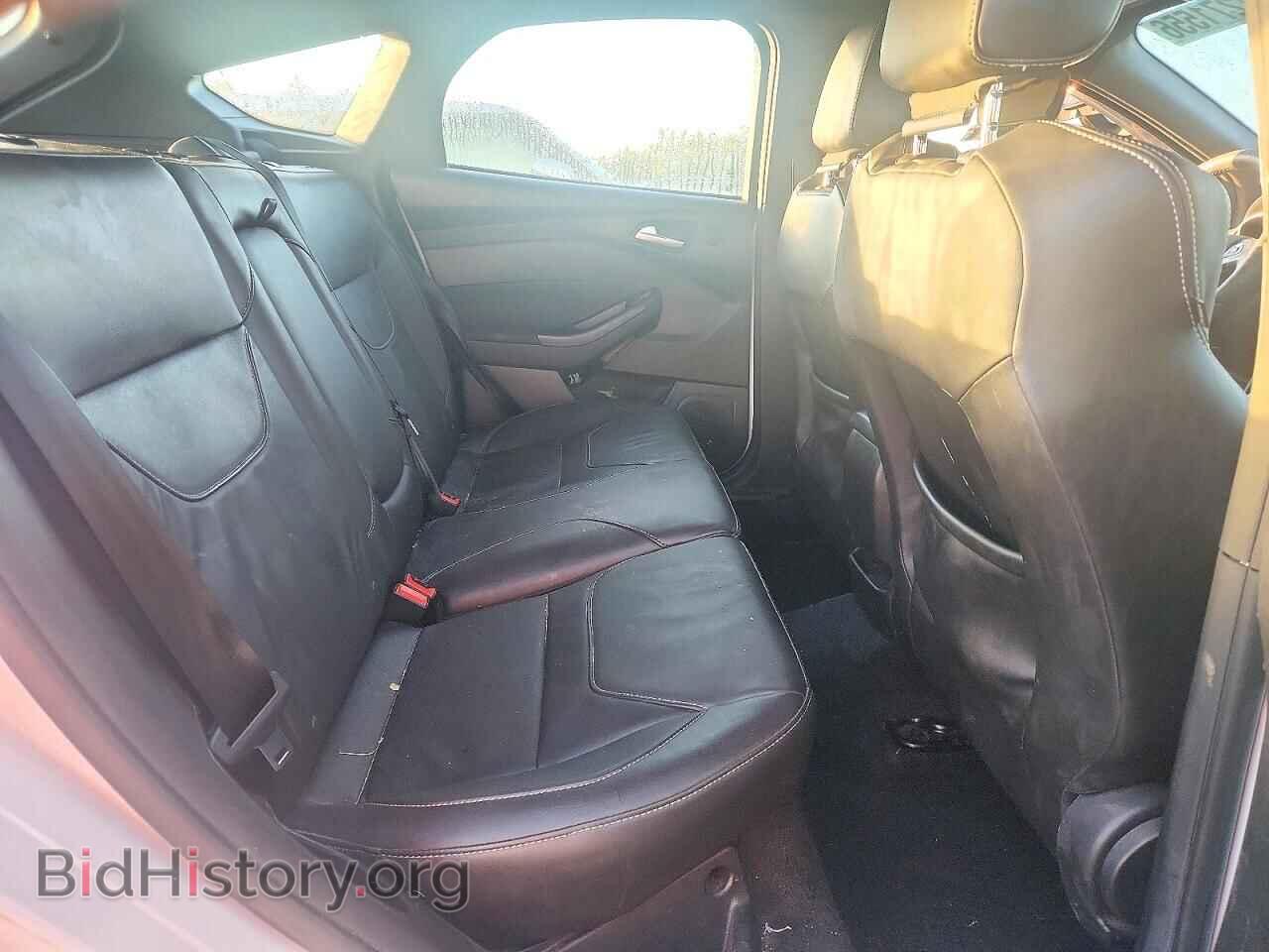 2017 Ford FOCUS (VIN 1FADP3L9XHL345335) — photo 10 of 13