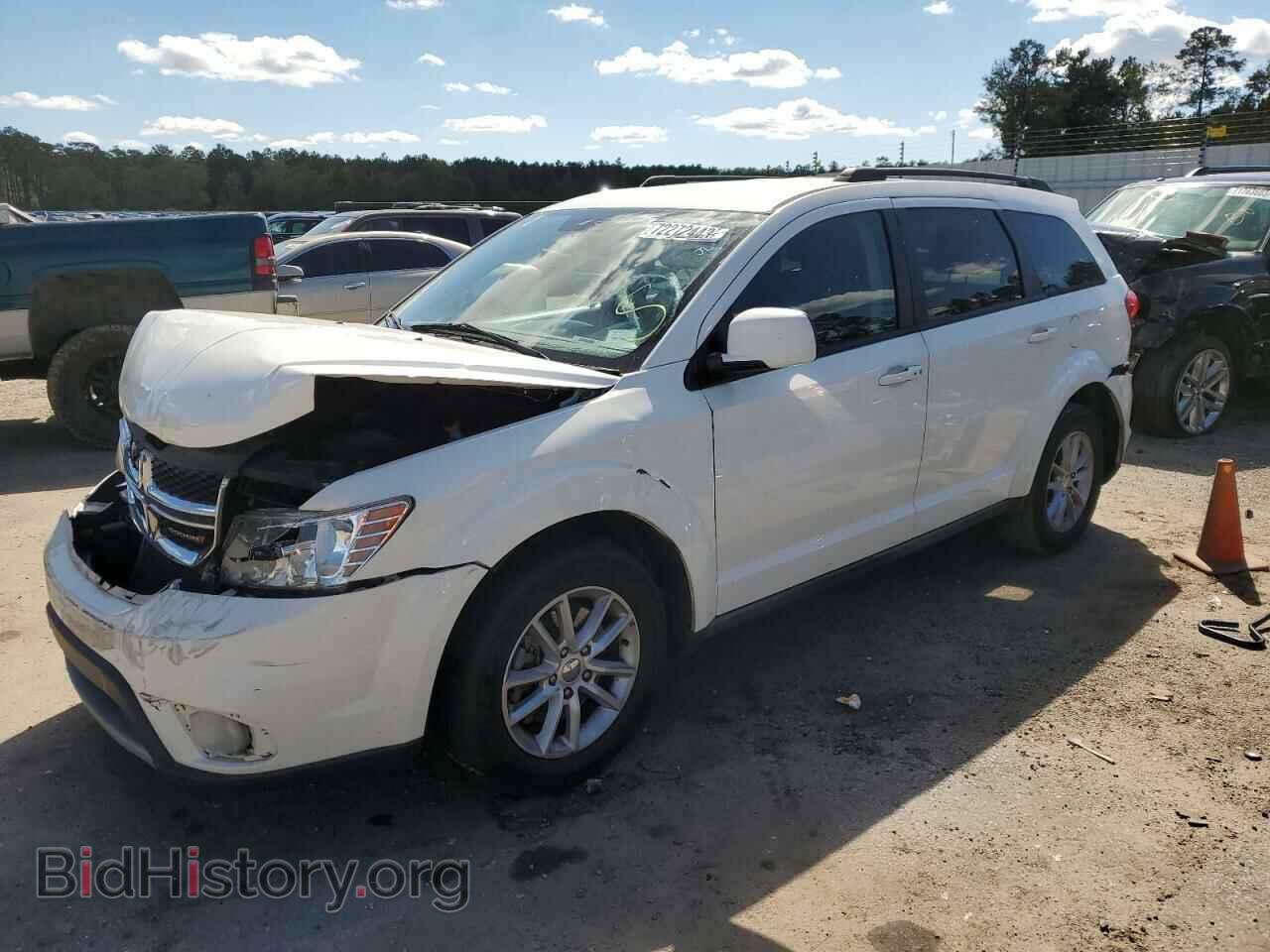 Фотография 3C4PDCBG3DT570940 - DODGE JOURNEY 2013