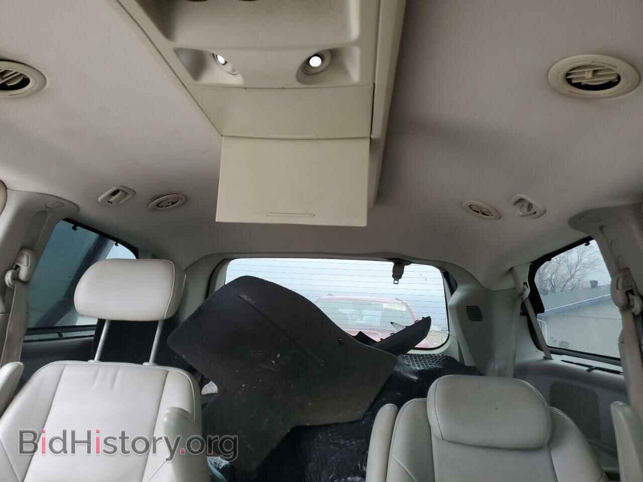 2008 CHRYSLER MINIVAN - VIN: 2A8HR54P58R740845 - Фото 10