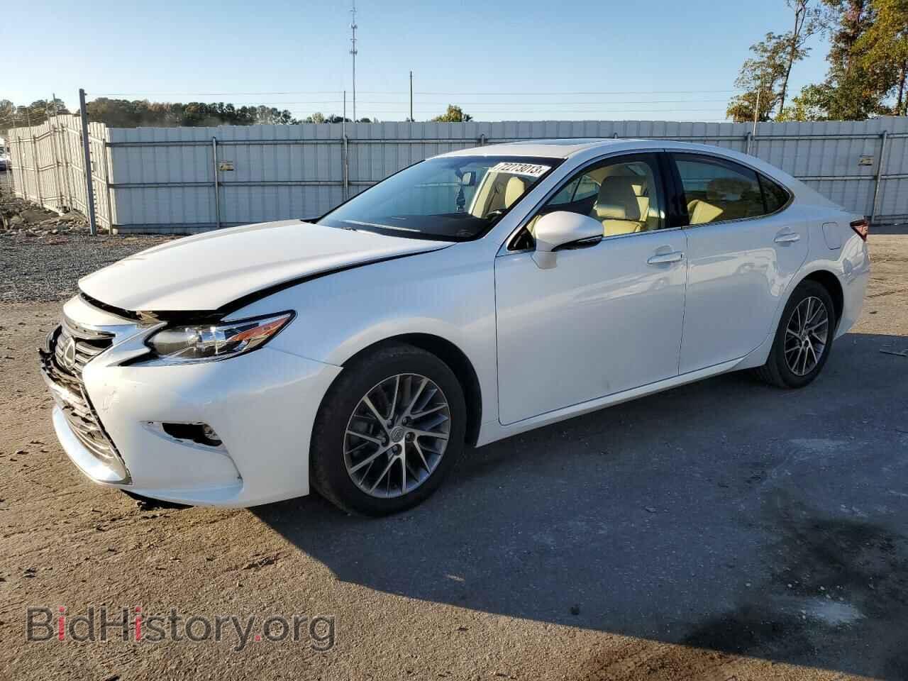 Photo JTHBK1GG1G2226010 - LEXUS ES350 2016