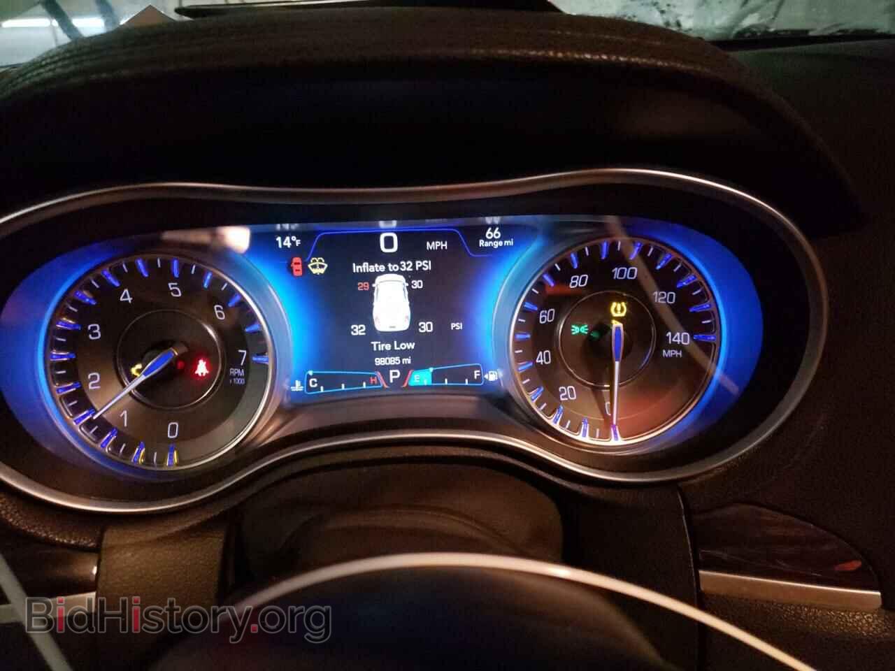2015 CHRYSLER 300 - VIN: 2C3CCARG8FH757005 - Фото 9