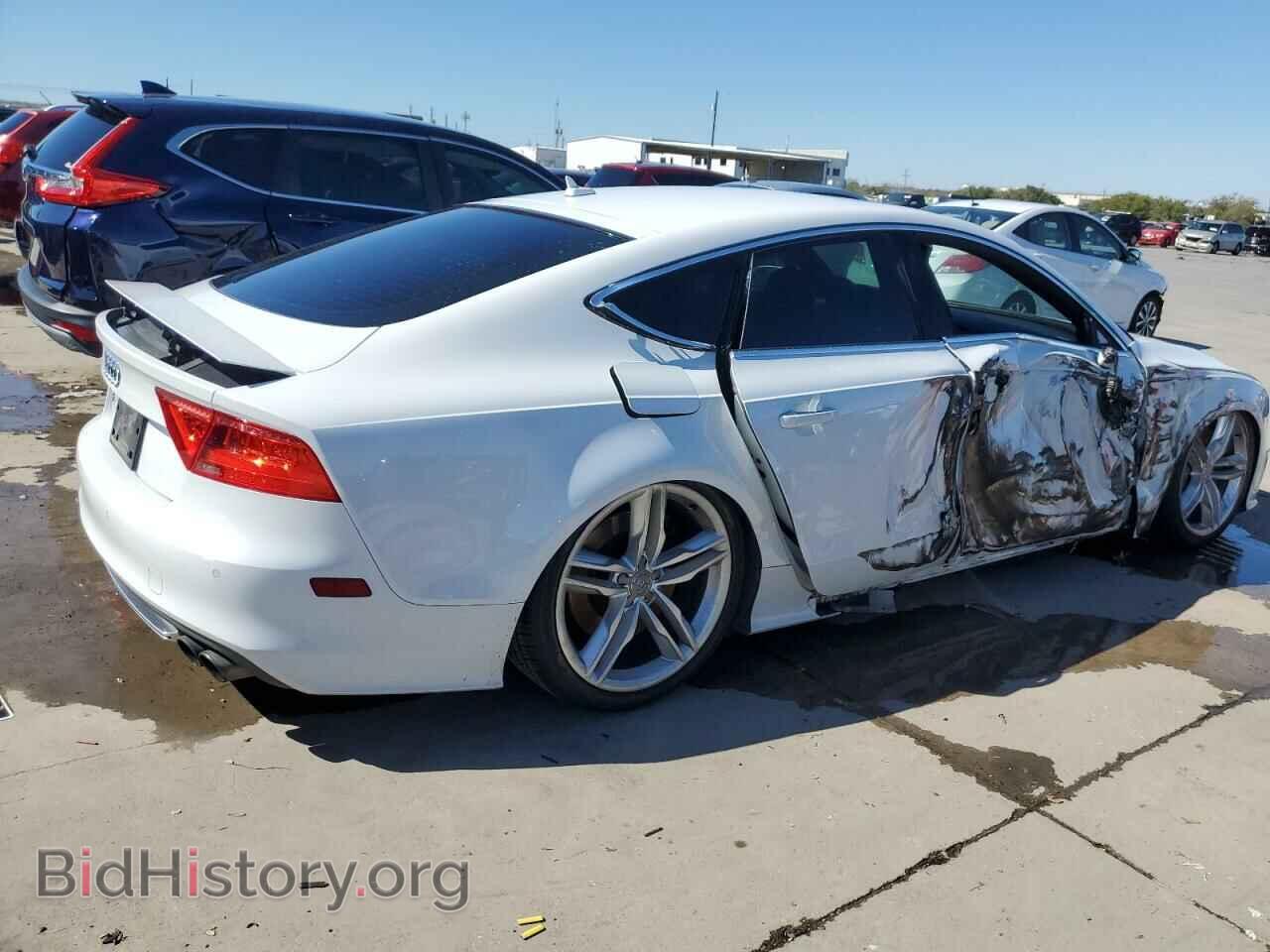 2013 AUDI S7/RS7 - VIN: WAU32BFC8DN095207 - Фото 3