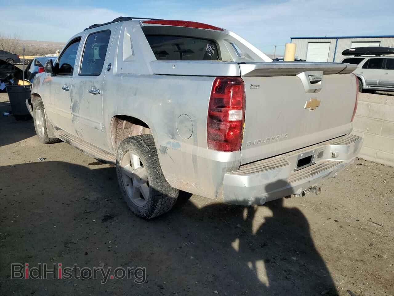 2013 CHEVROLET AVALANCHE - VIN: 3GNTKFE76DG165074 - Фото 2