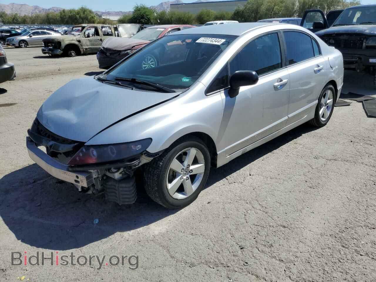 Photo 19XFA1F64AE050577 - HONDA CIVIC 2010