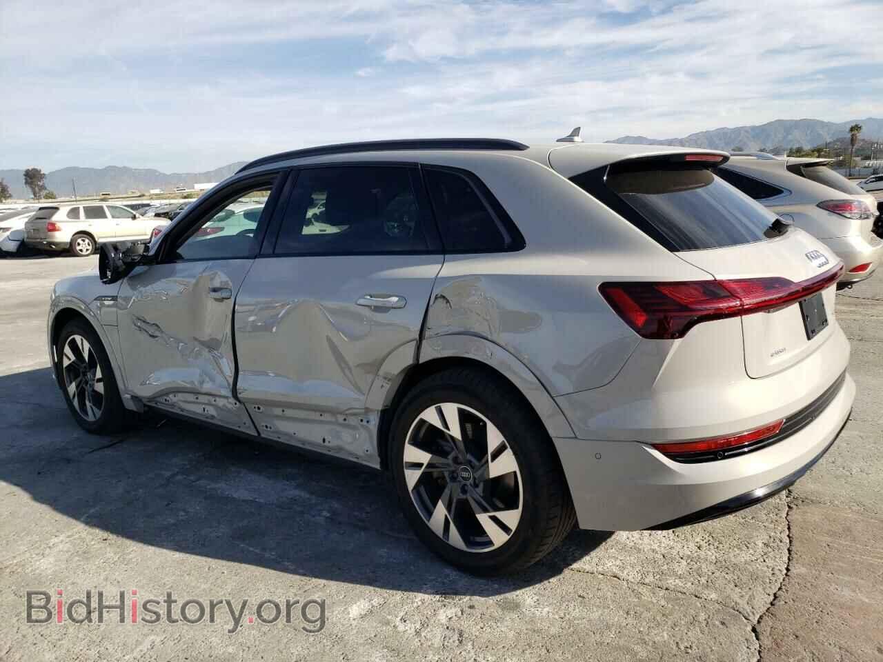 2021 AUDI E-TRON - VIN: WA1AAAGE4MB023438 - Фото 2