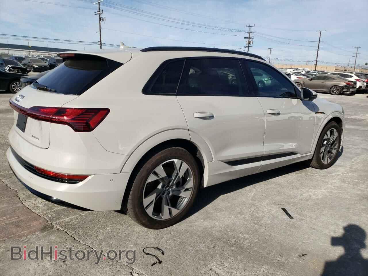 2021 AUDI E-TRON - VIN: WA1AAAGE4MB023438 - Фото 3