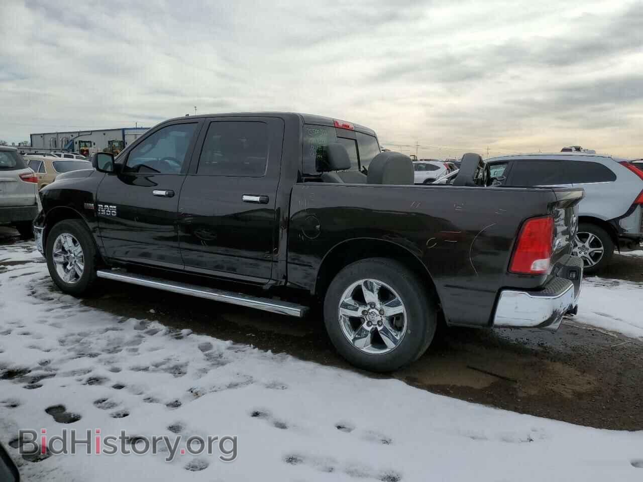 2017 RAM 1500 - VIN: 3C6RR7LT5HG622815 - Фото 2