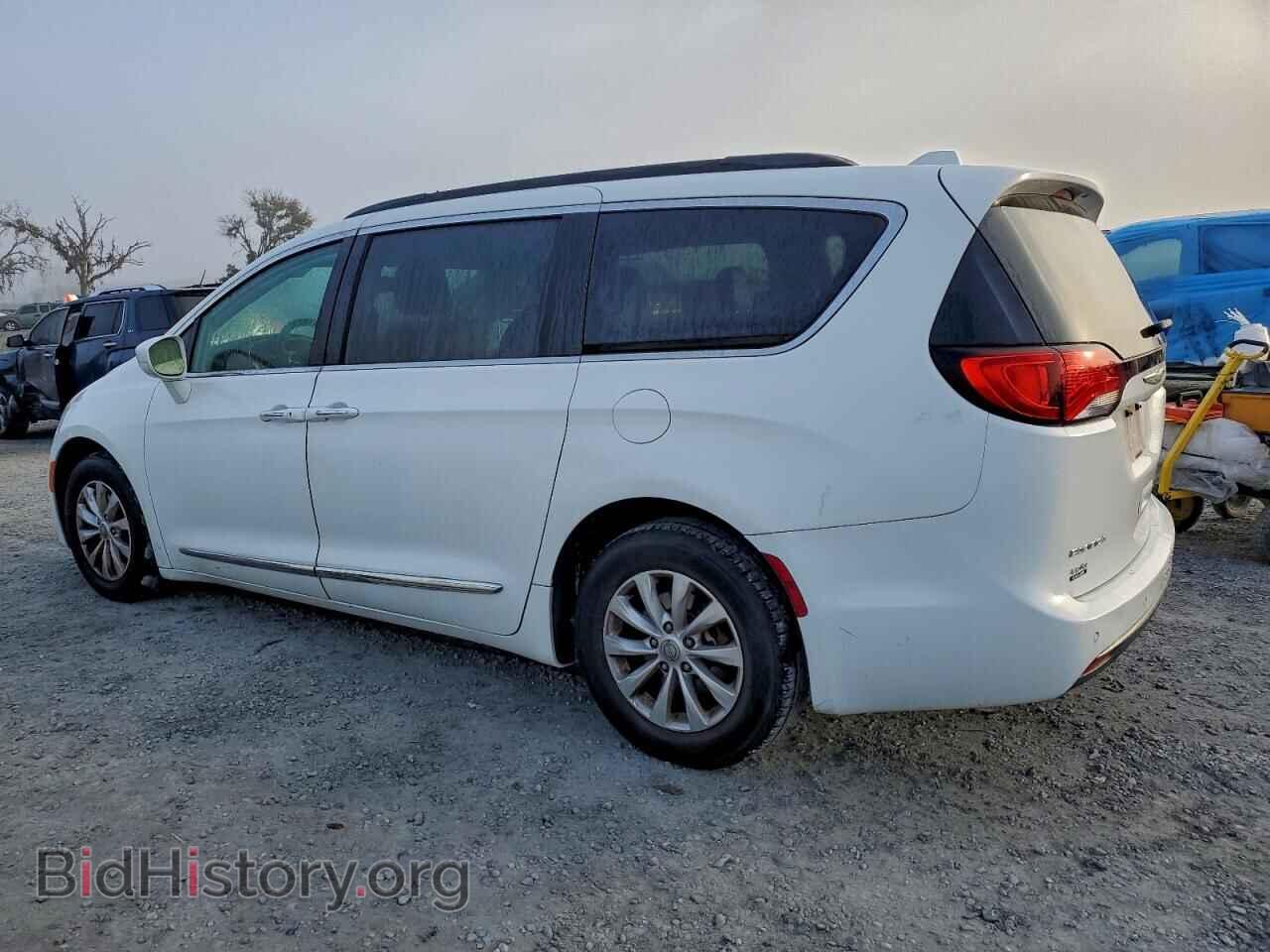 2017 CHRYSLER PACIFICA - VIN: 2C4RC1BG4HR623461 - Фото 2