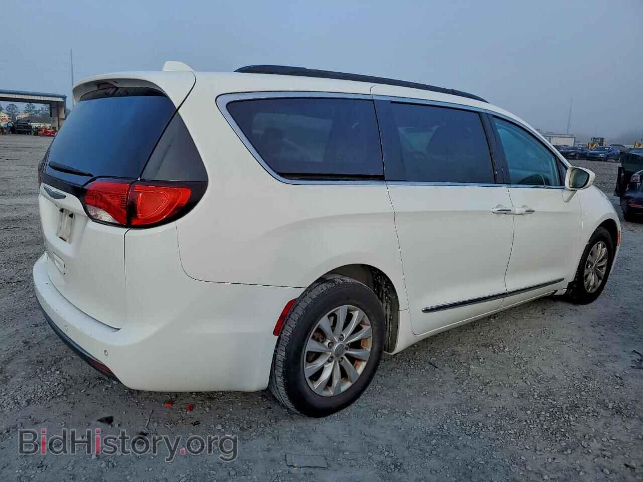 2017 CHRYSLER PACIFICA - VIN: 2C4RC1BG4HR623461 - Фото 3