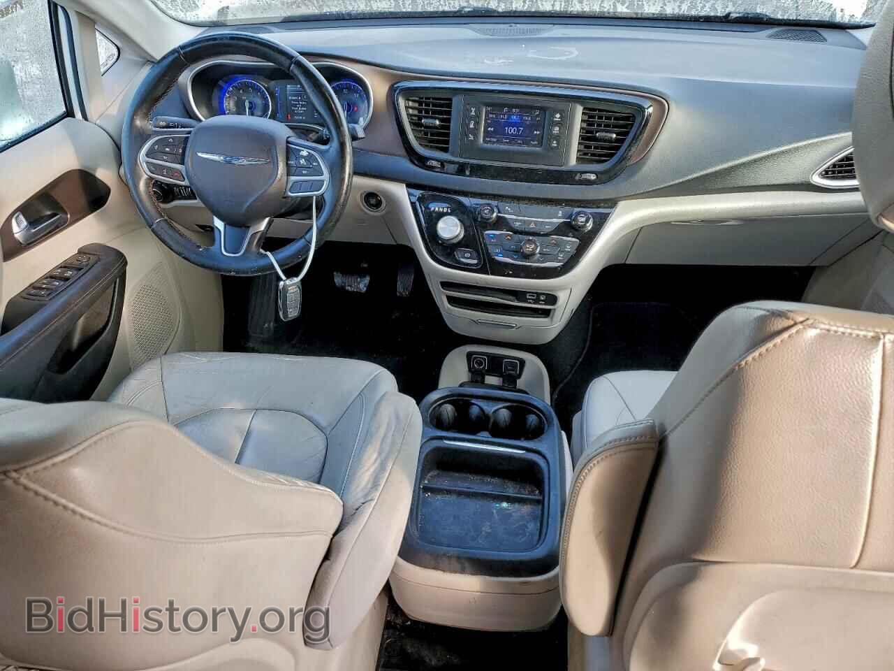2017 CHRYSLER PACIFICA - VIN: 2C4RC1BG4HR623461 - Фото 8