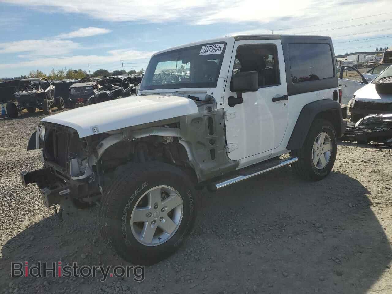 Photo 1J4AA2D10BL575114 - JEEP WRANGLER 2011