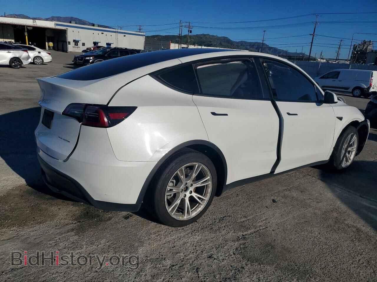 2023 TESLA MODEL Y - VIN: 7SAYGDEEXPF631864 - Photo 3
