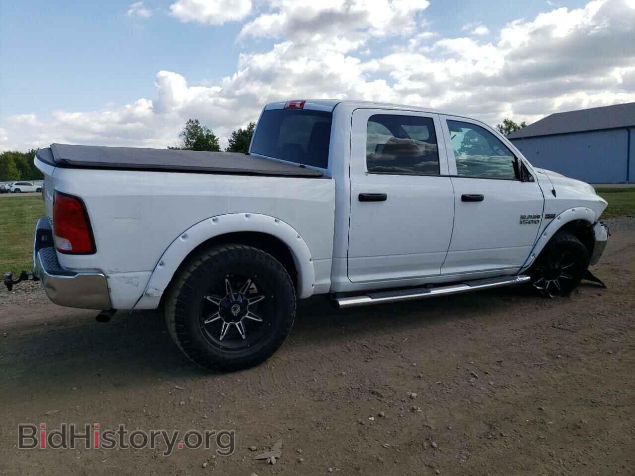 2017 RAM 1500 - VIN: 3C6RR7KT3HG522097 - Фото 3