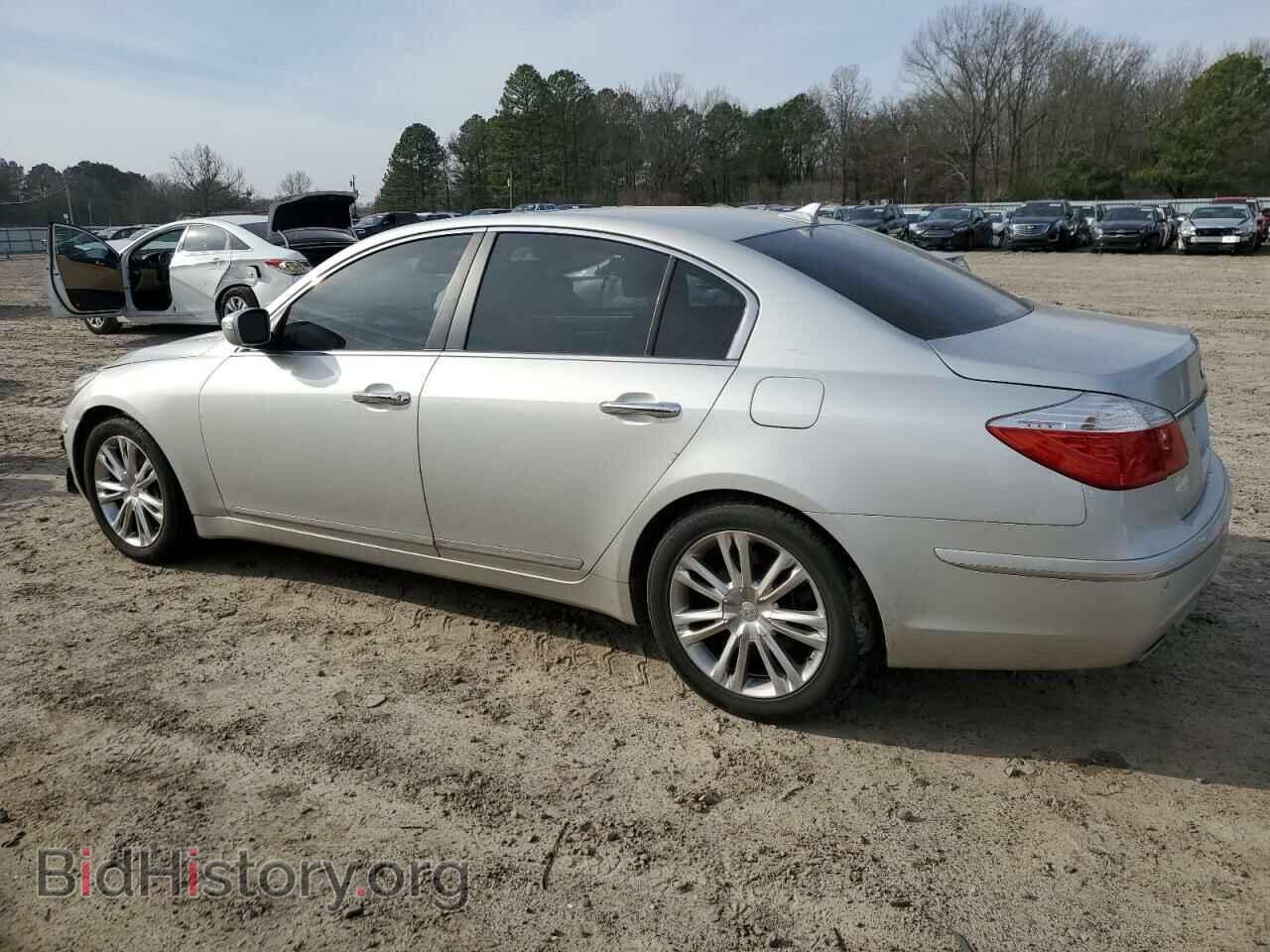 2011 HYUNDAI GENESIS - VIN: KMHGC4DF4BU127613 - Фото 2