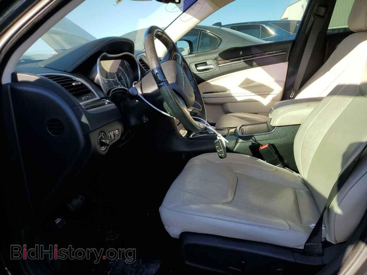 2019 CHRYSLER 300 - VIN: 2C3CCAEG3KH537965 - Фото 7