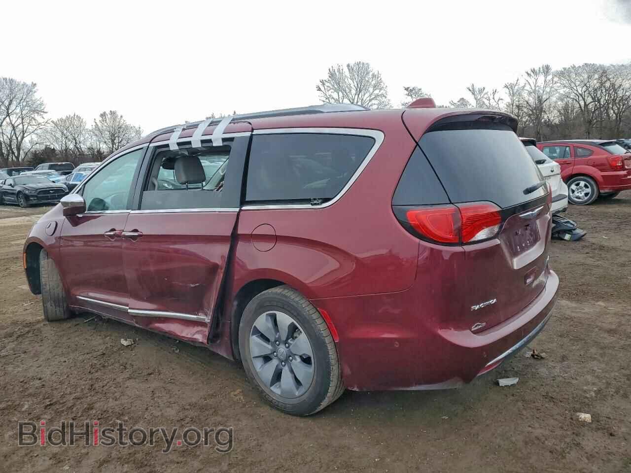 2018 CHRYSLER PACIFICA - VIN: 2C4RC1N74JR178379 - Фото 2