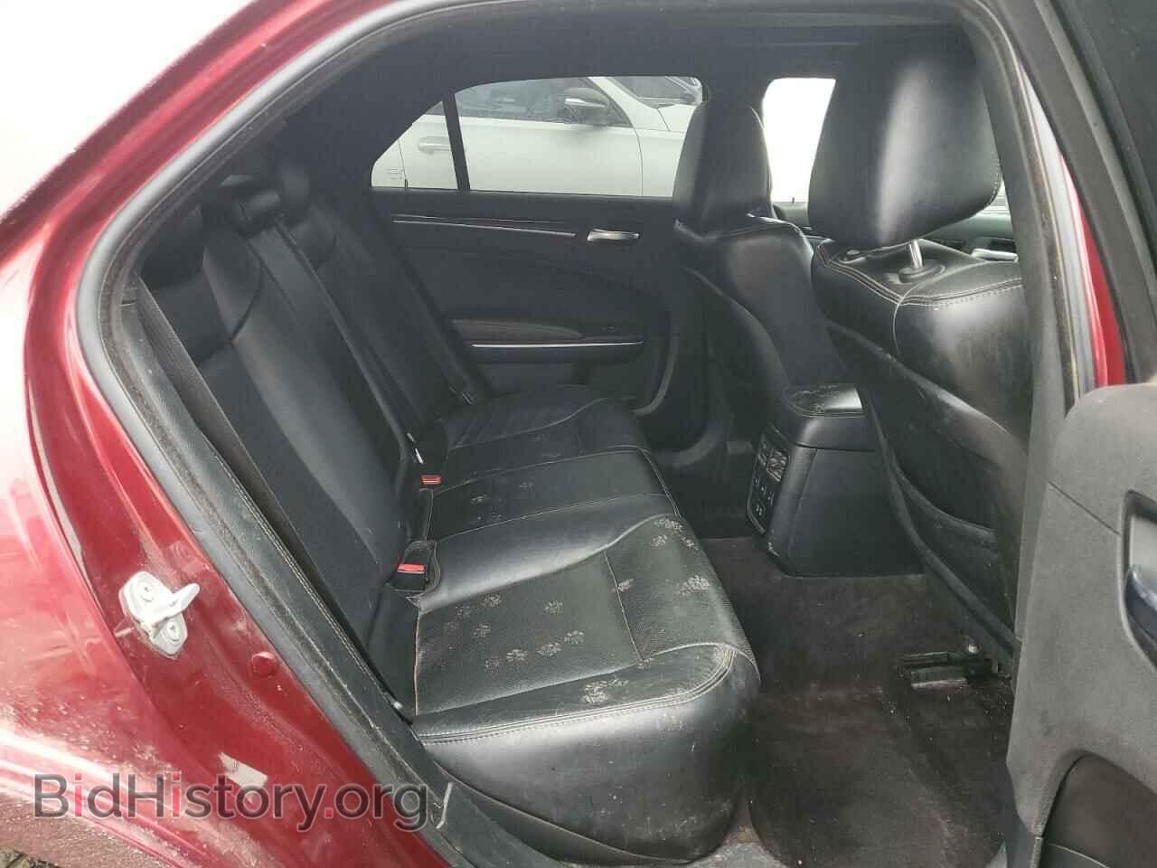 2018 CHRYSLER 300 - VIN: 2C3CCAGG0JH268576 - Фото 10