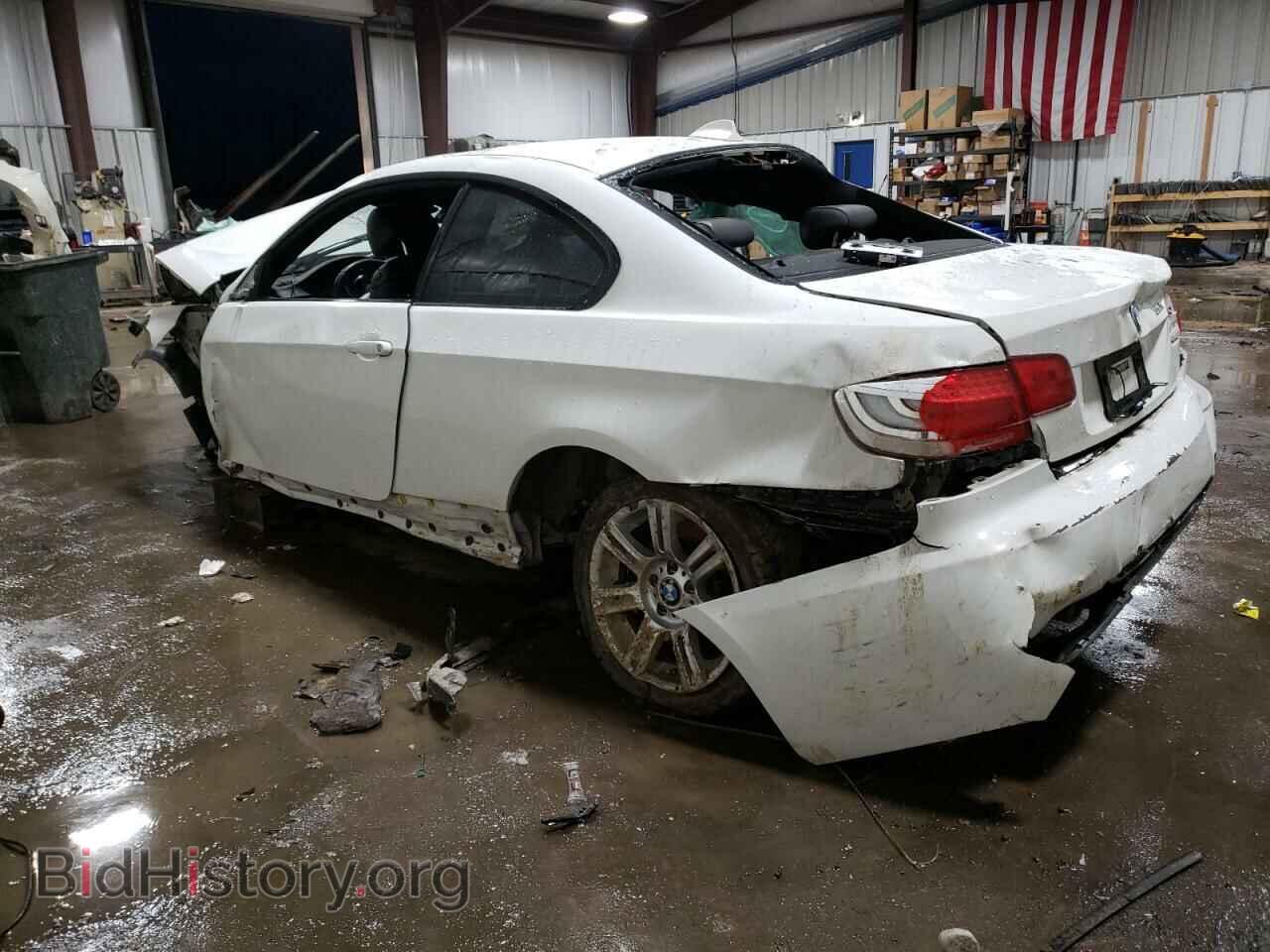 2011 BMW 3 SERIES - VIN: WBAKF9C53BE620444 - Фото 2