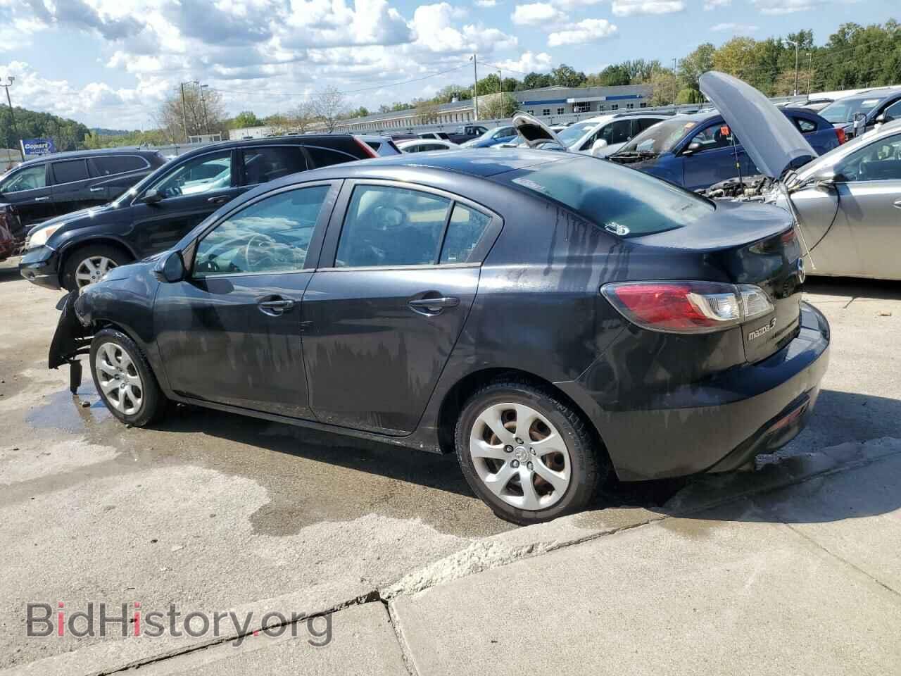 2011 MAZDA 3 - VIN: JM1BL1UF9B1367111 - Фото 2