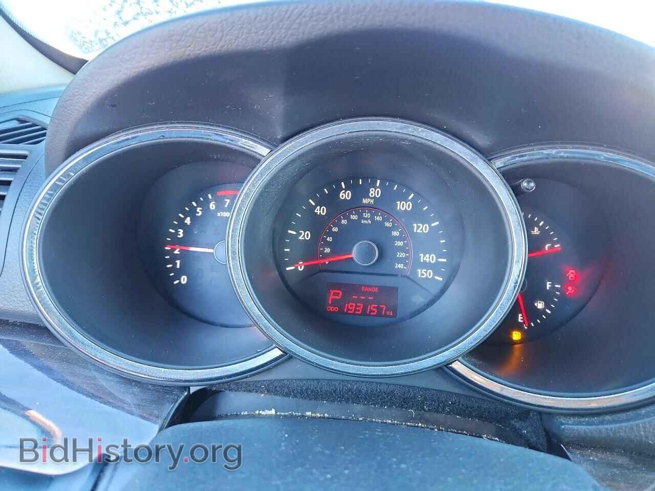 2011 KIA SORENTO - VIN: 5XYKTCA15BG057333 - Фото 9