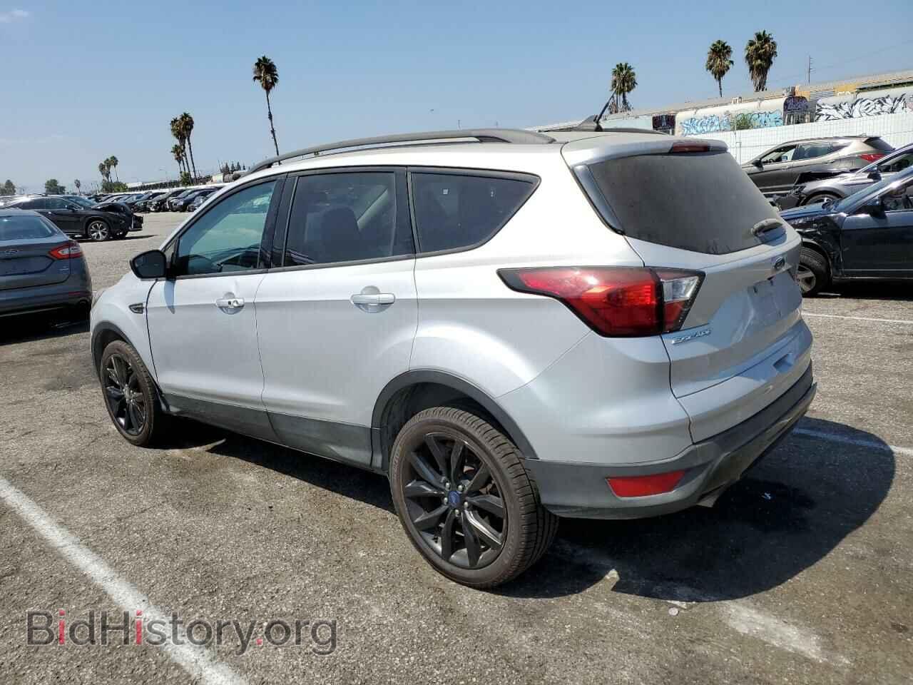 2019 FORD ESCAPE - VIN: 1FMCU9GD3KUB08554 - Фото 2