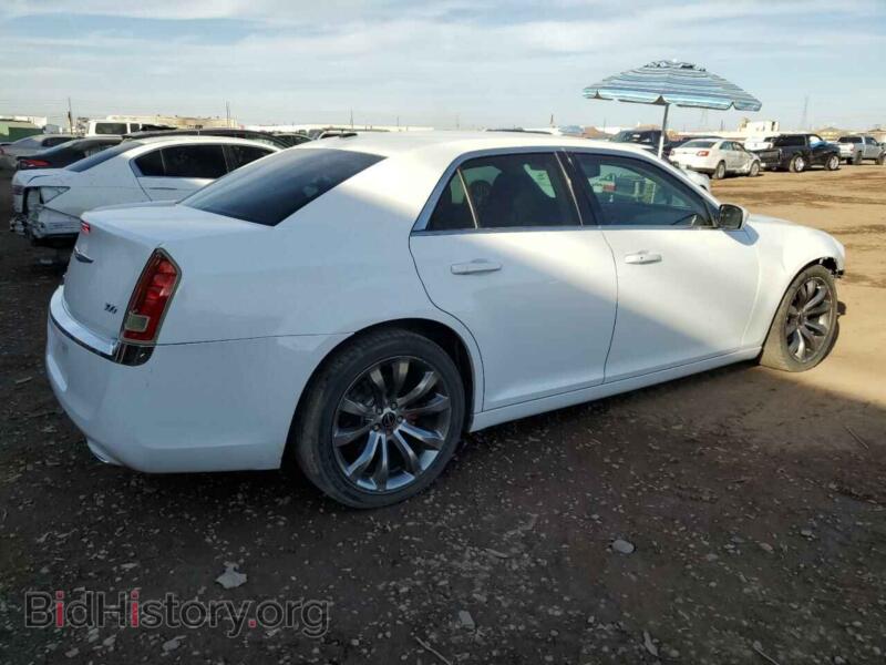 2012 Chrysler 300 (VIN 2C3CCAAG1CH113580) — фото 3 из 12