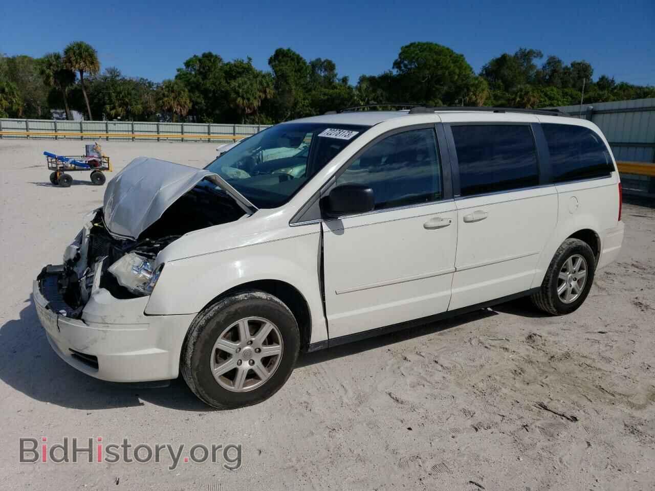 Photo 2A4RR2D15AR391109 - CHRYSLER MINIVAN 2010