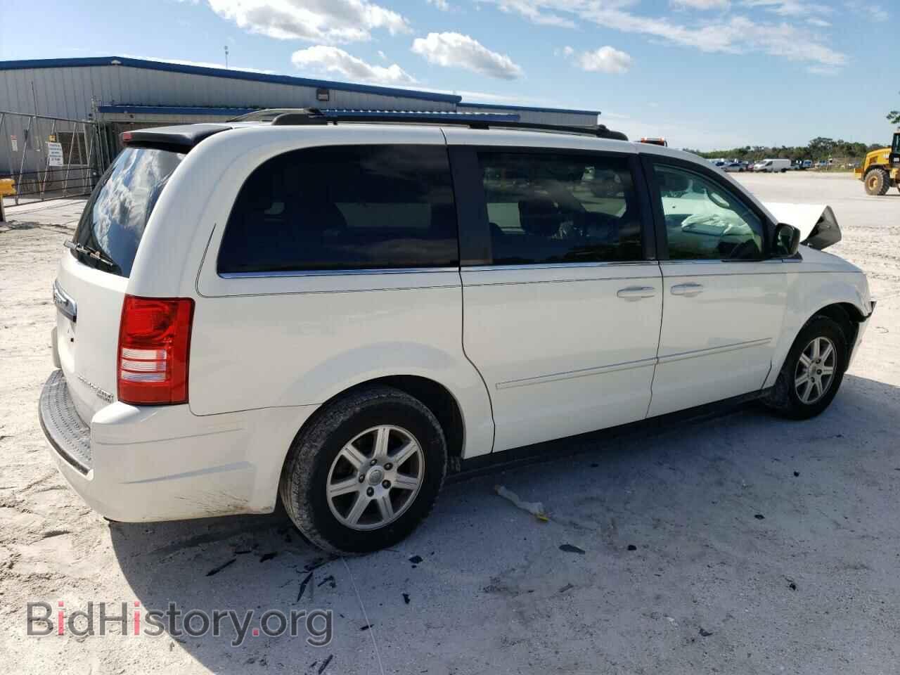 2010 CHRYSLER MINIVAN - VIN: 2A4RR2D15AR391109 - Photo 3