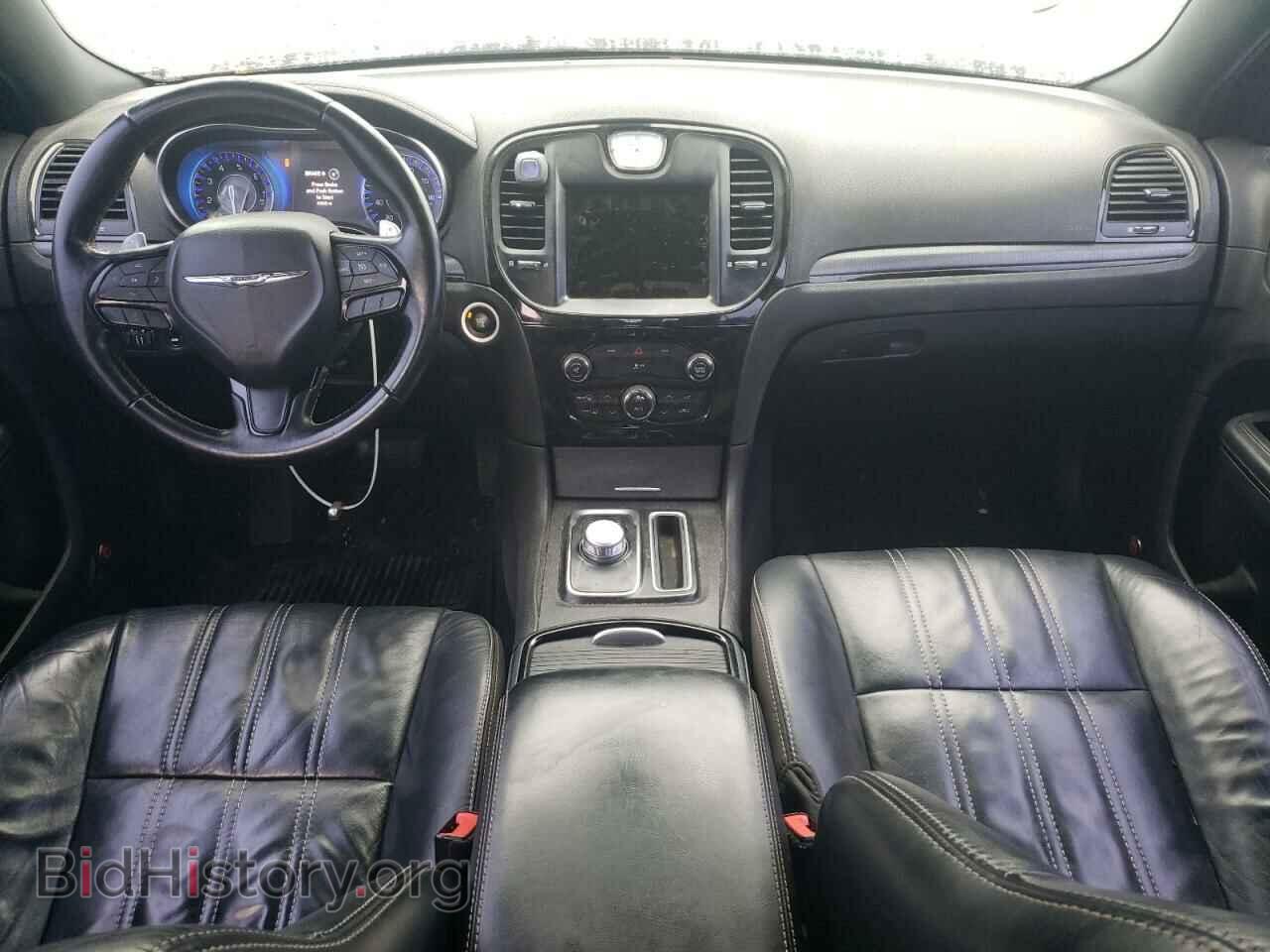 2015 CHRYSLER 300 - VIN: 2C3CCABG8FH781010 - Фото 8