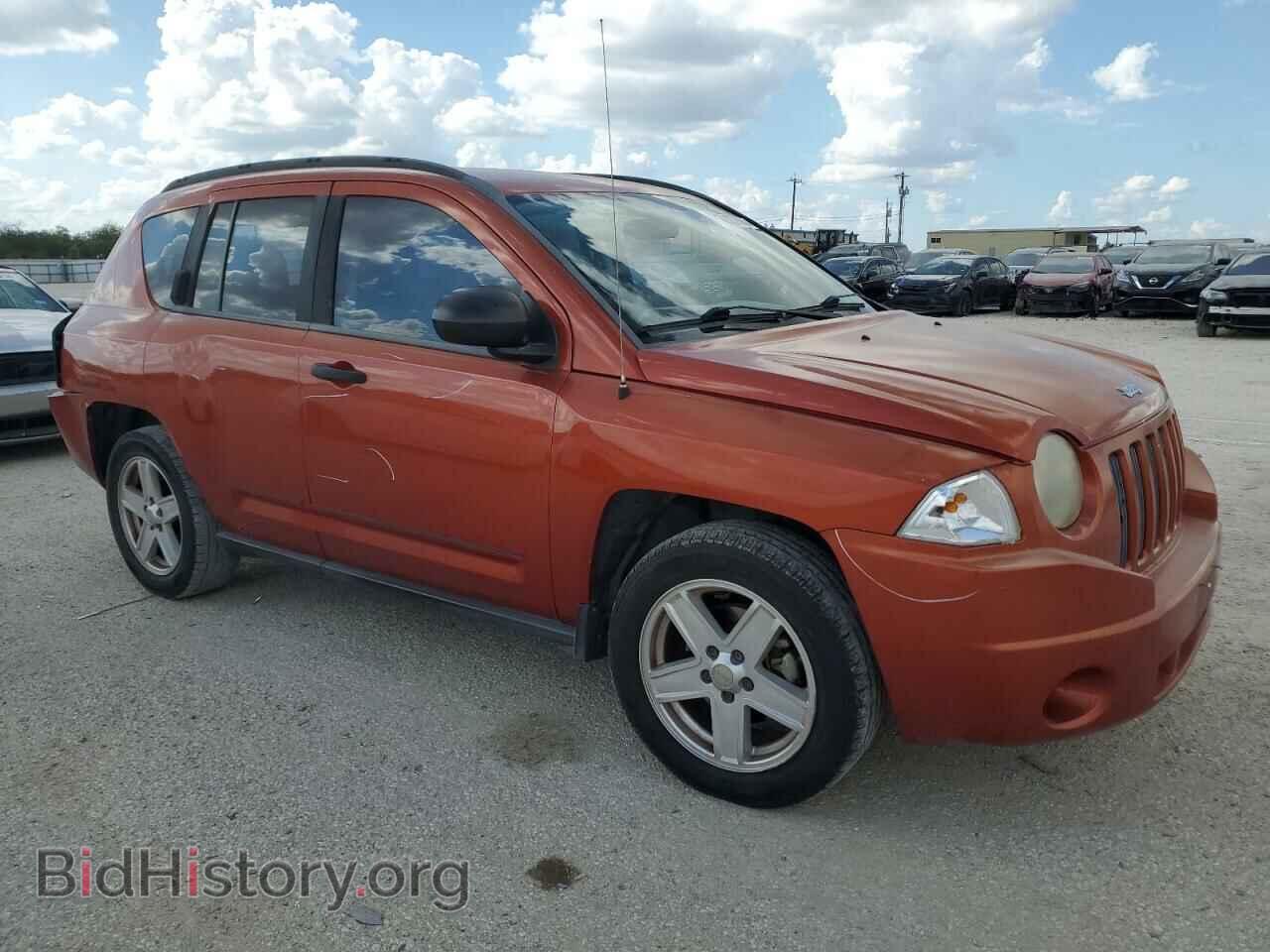 2008 JEEP COMPASS - VIN: 1J8FT47W18D572601 - Фото 4