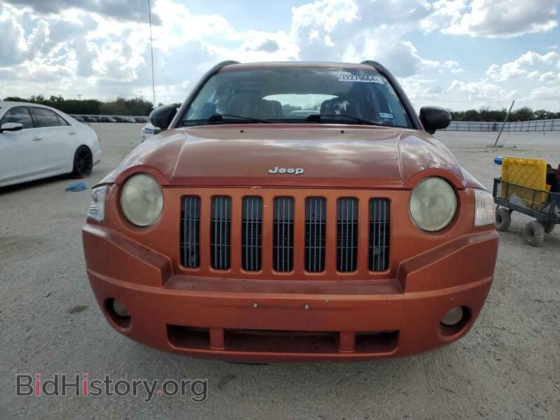2008 Jeep COMPASS (VIN 1J8FT47W18D572601) — фото 5 из 13