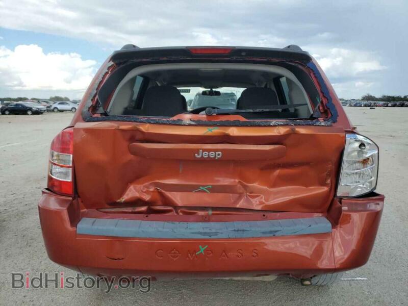 2008 Jeep COMPASS (VIN 1J8FT47W18D572601) — фото 6 из 13