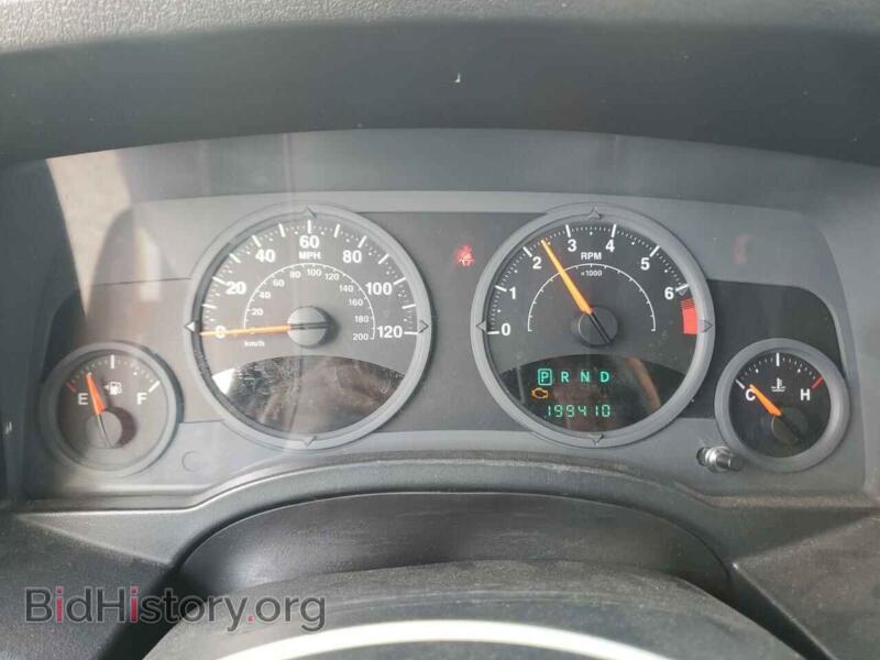 2008 Jeep COMPASS (VIN 1J8FT47W18D572601) — фото 9 из 13