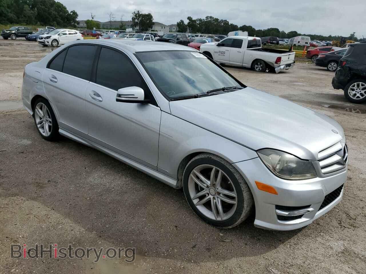 2012 MERCEDES-BENZ C-CLASS - VIN: WDDGF4HB6CR204527 - Фото 4