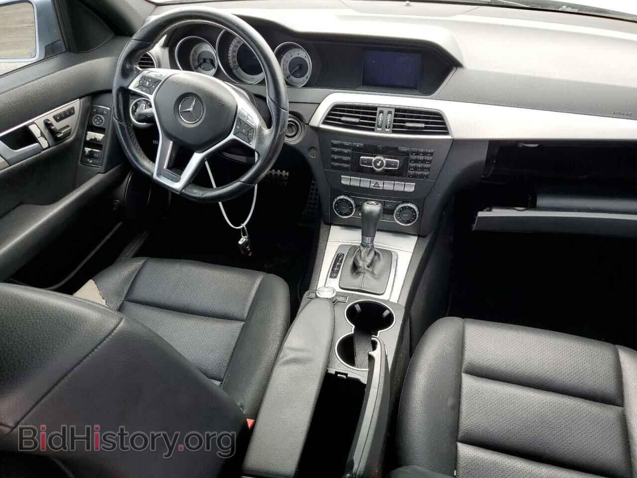 2012 MERCEDES-BENZ C-CLASS - VIN: WDDGF4HB6CR204527 - Фото 8