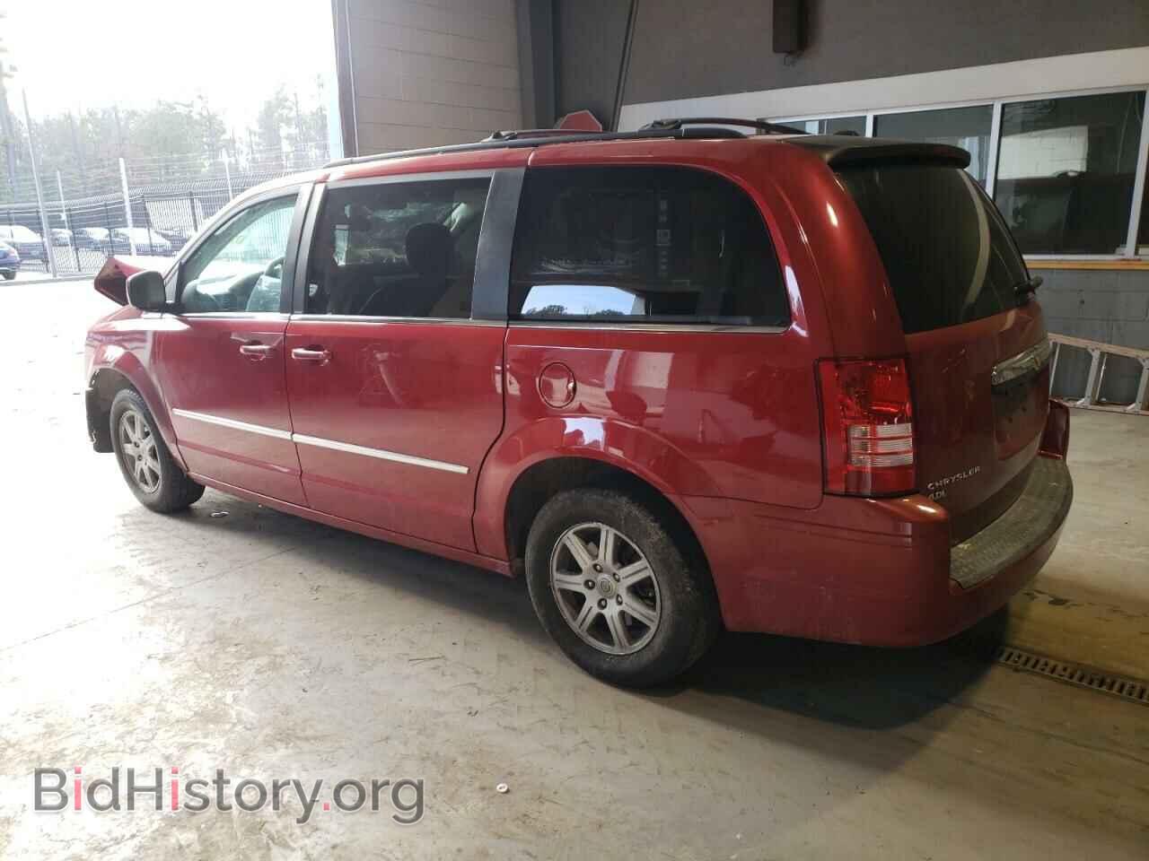 2010 CHRYSLER MINIVAN - VIN: 2A4RR5DX4AR136716 - Фото 2